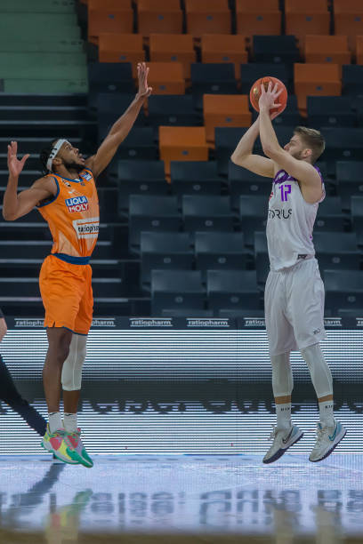 某支球队成 某支球队成