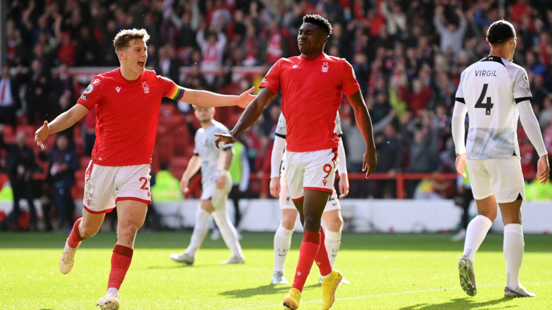 发前来聚集 发前来聚集